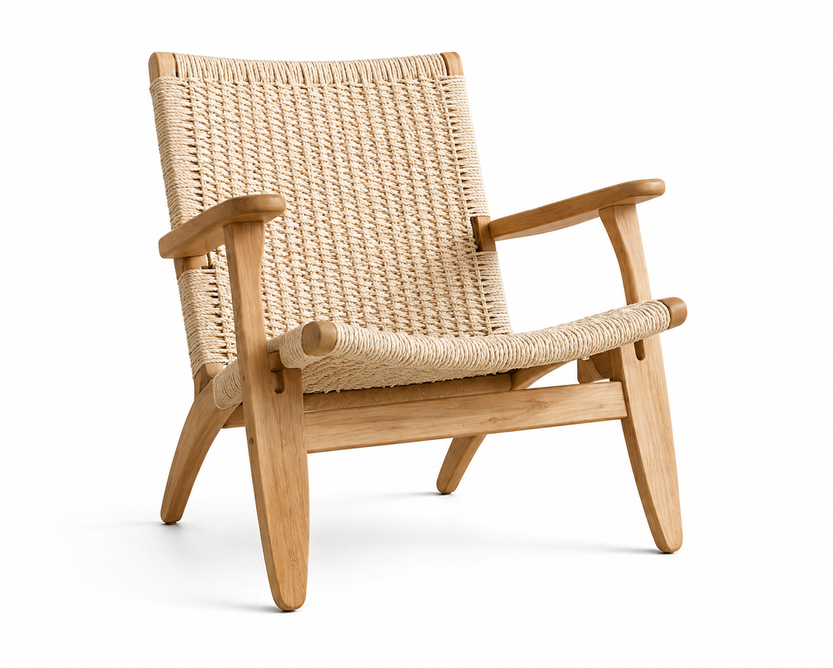 Fauteuil en rotin tressé avec accoudoirs en bois | LAYZ