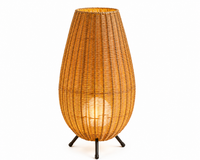 Lampe à poser en rotin tressé forme ovale | COSY