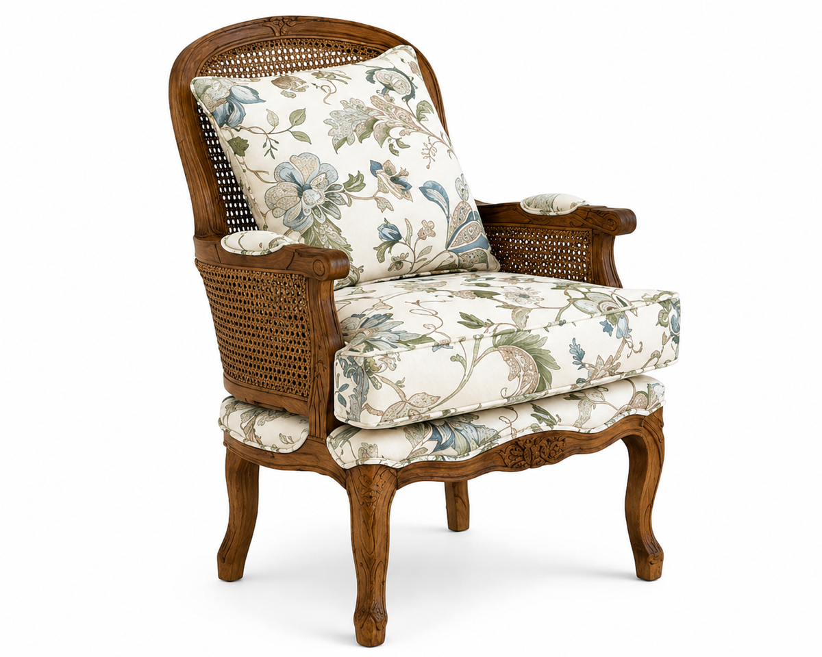 Fauteuil en rotin style vintage avec coussins fleuris | VINTO